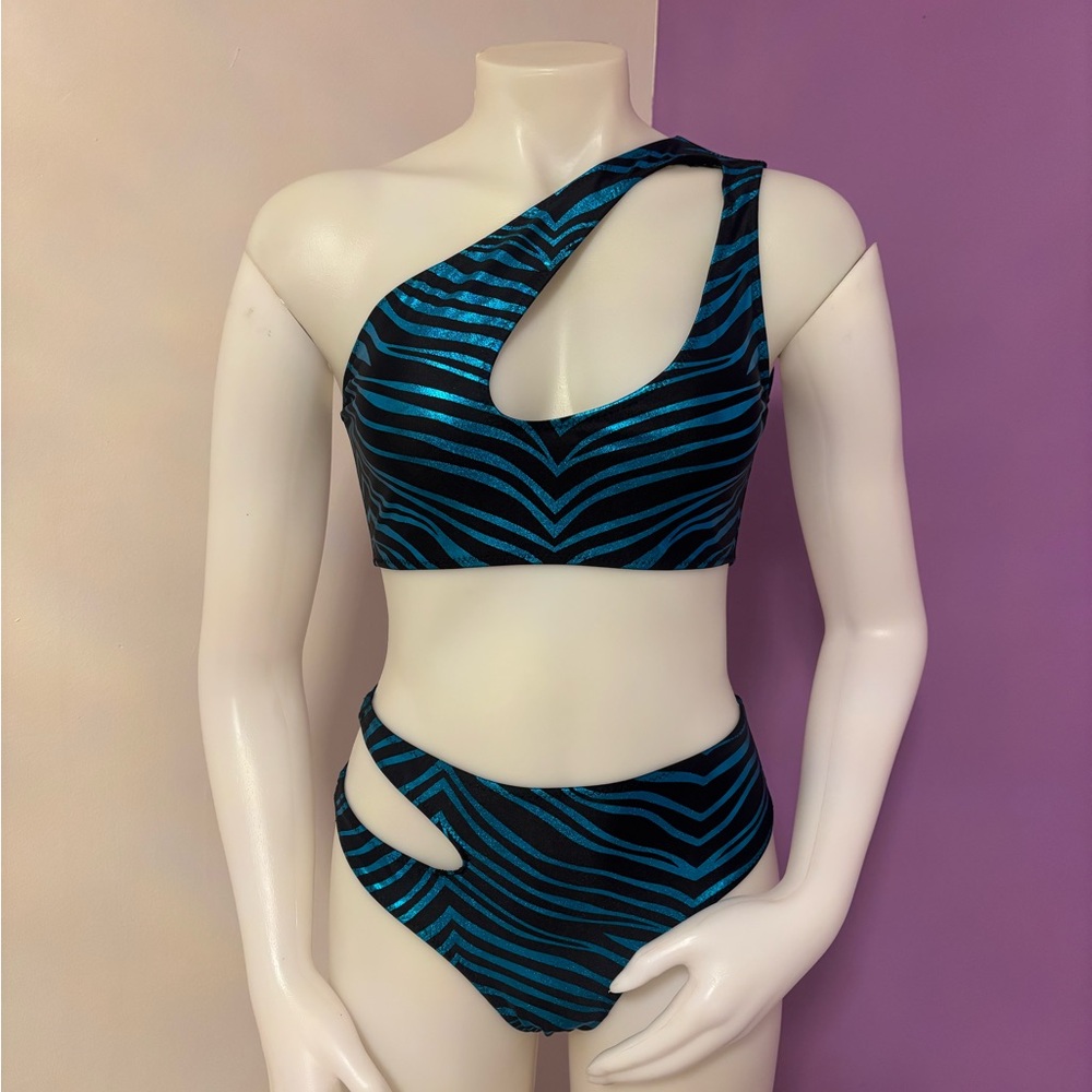 Asymmetrical Rave Outfit With Cut-Outs Size Medium